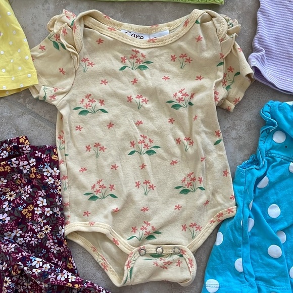 8 Piece Baby Girl Bundle Size 3-6M​ - Picture 4 of 10